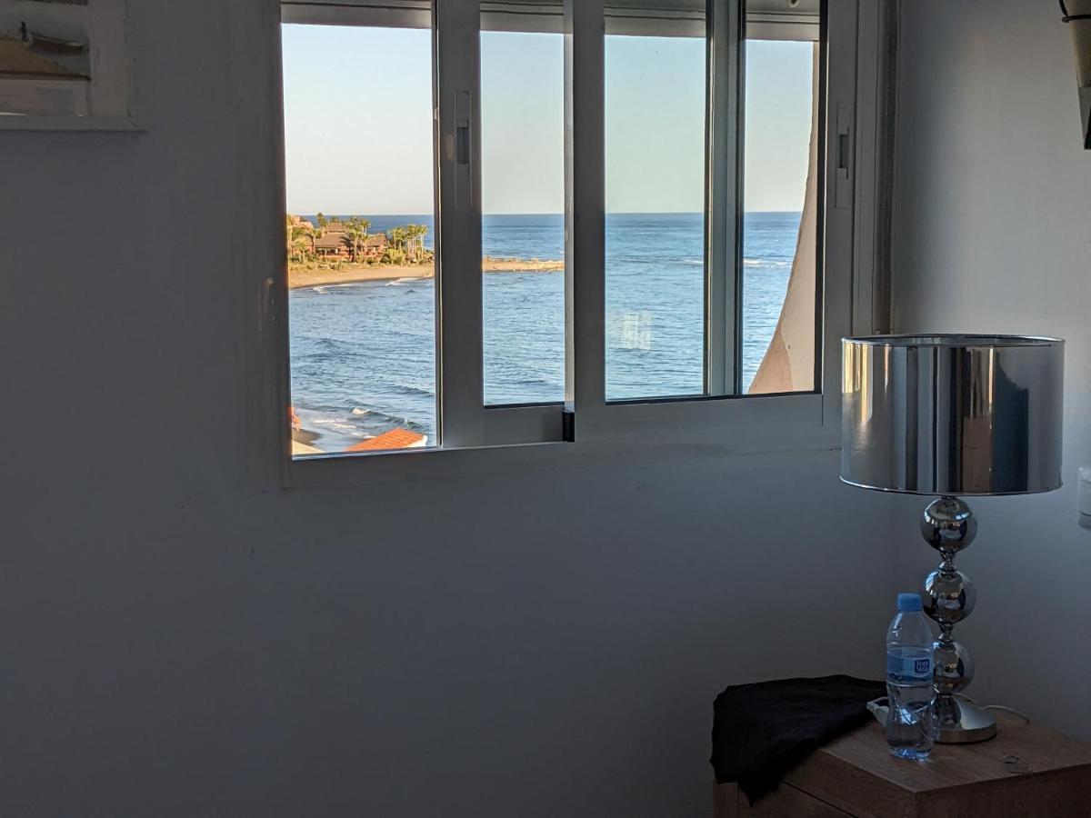 Seaside View Apartment Estepona Exteriör bild